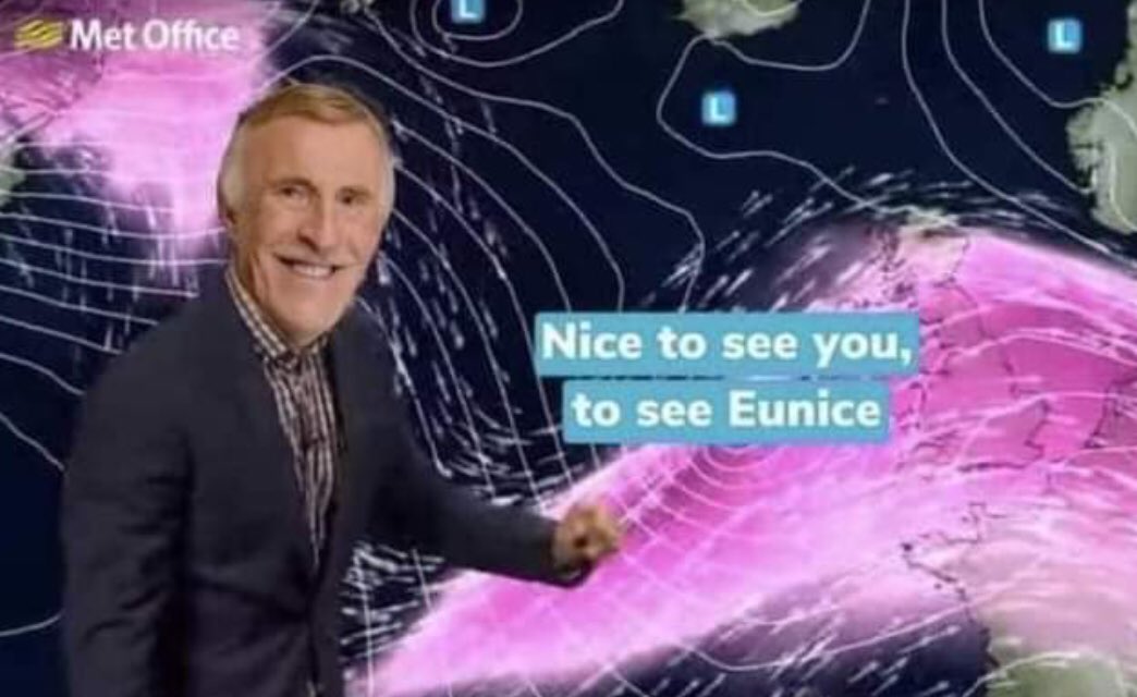 LeenaPatelLive's tweet photo. Crazy weather in London this week I hear… hope your loved ones are safe https://t.co/NEgPnI1bX9