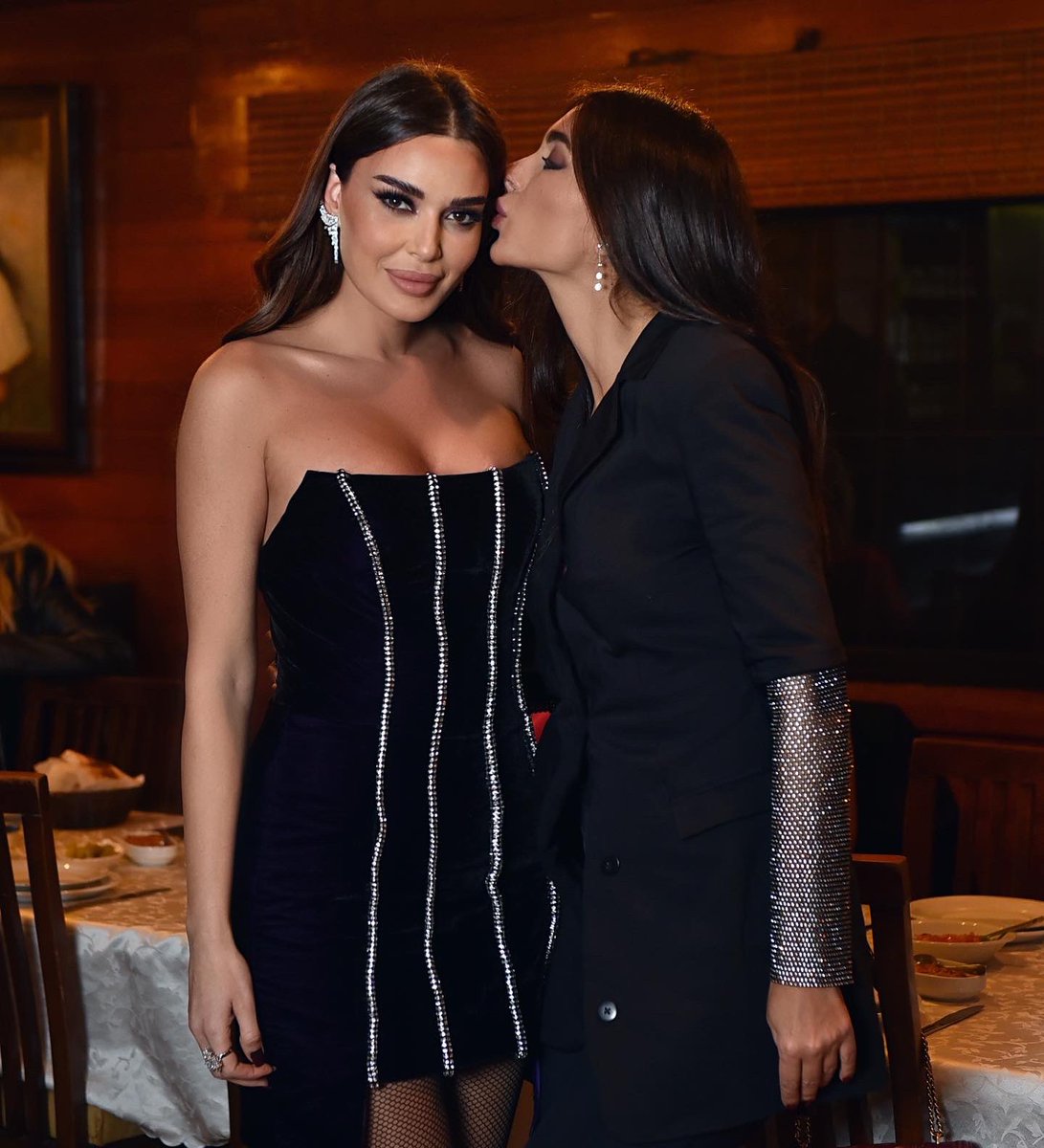 Alinewatfa tweet media