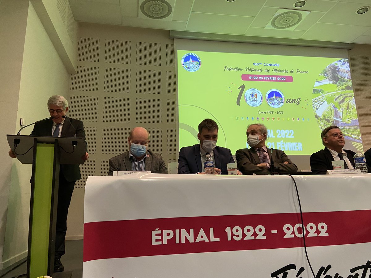 MonCentreVille's tweet photo. .@PierreCreuzet au 100e congrès des Marchés de France à @VilledEpinal aux côtés notamment de @RubinMonique, du maire Patrick Nardin et du préfet Rollon Mouchel-Blaisot, directeur programme #actioncœurdeville
« Nos marchés sont le cœur battant de nos centres-villes ». #fnscmf https://t.co/zXdEE427RZ