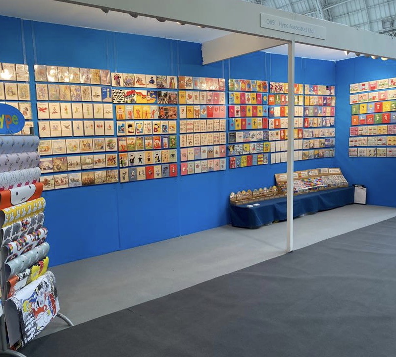 hype cards tweet media