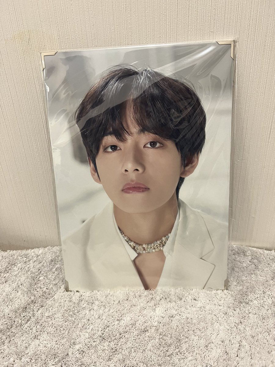 BTS08119490's tweet photo. これも買い取ってくれる人探してます！

  #bts  #BTSグッズ https://t.co/QdIAMTansK