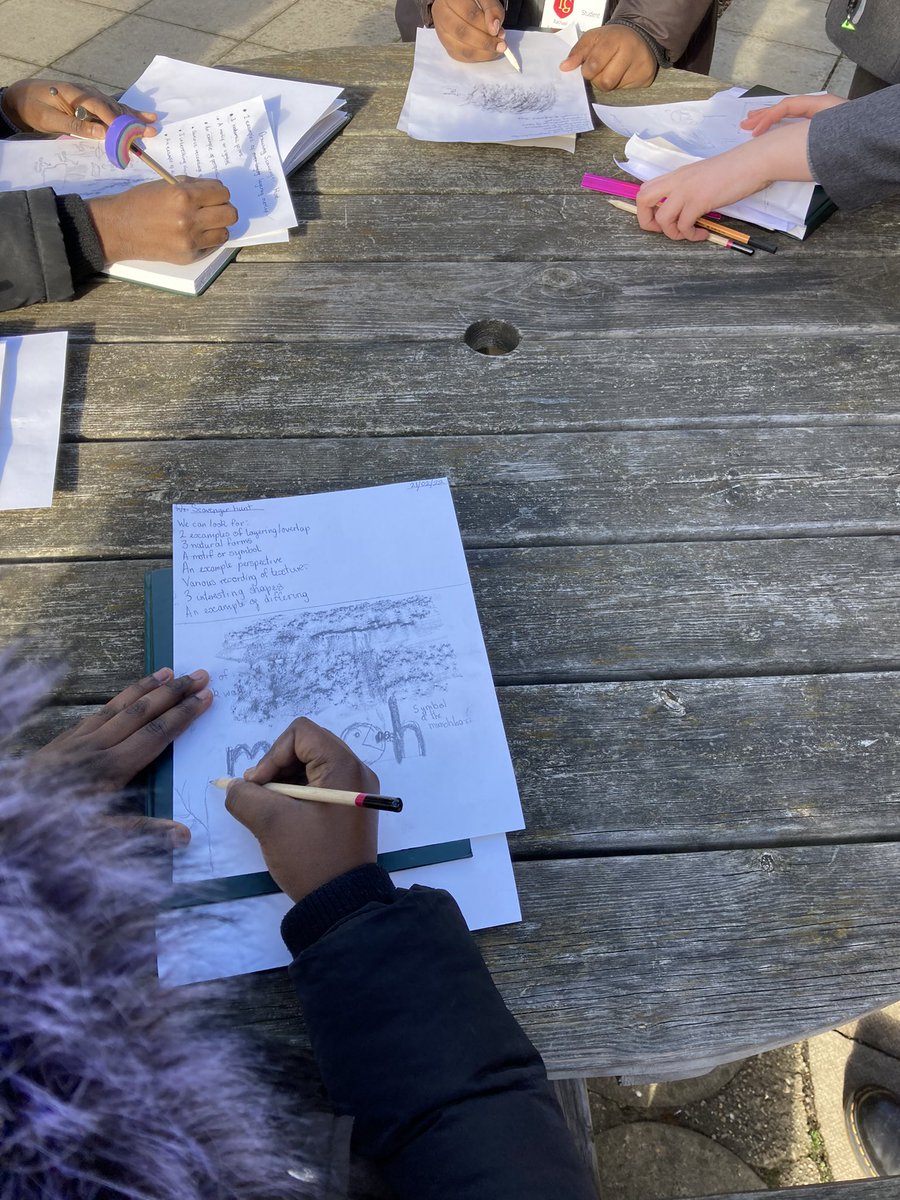 Our Year7 collaborative <a href="/BowArts/">Bow Arts</a> project is underway with students and artist braving the cold to draw outside, capturing textures, shapes and perspectives. <a href="/Maisiemaris/">Maisie Maris</a> <a href="/Steven_Berryman/">Dr Steven Berryman</a>