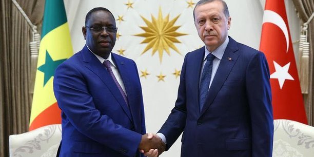 mohamedelgazar4's tweet photo. الرئيس التركي رجب طيب أردوغان سيشارك #غدا في افتتاح ملعب ديامناديو بالعاصمة السنغالية #داكار .. بعد وصوله اليوم للسنغال ضمن زيارة رسمية 🇸🇳⚽️🏟 

#Senegal | #senegalteam https://t.co/1RVhuERb7o