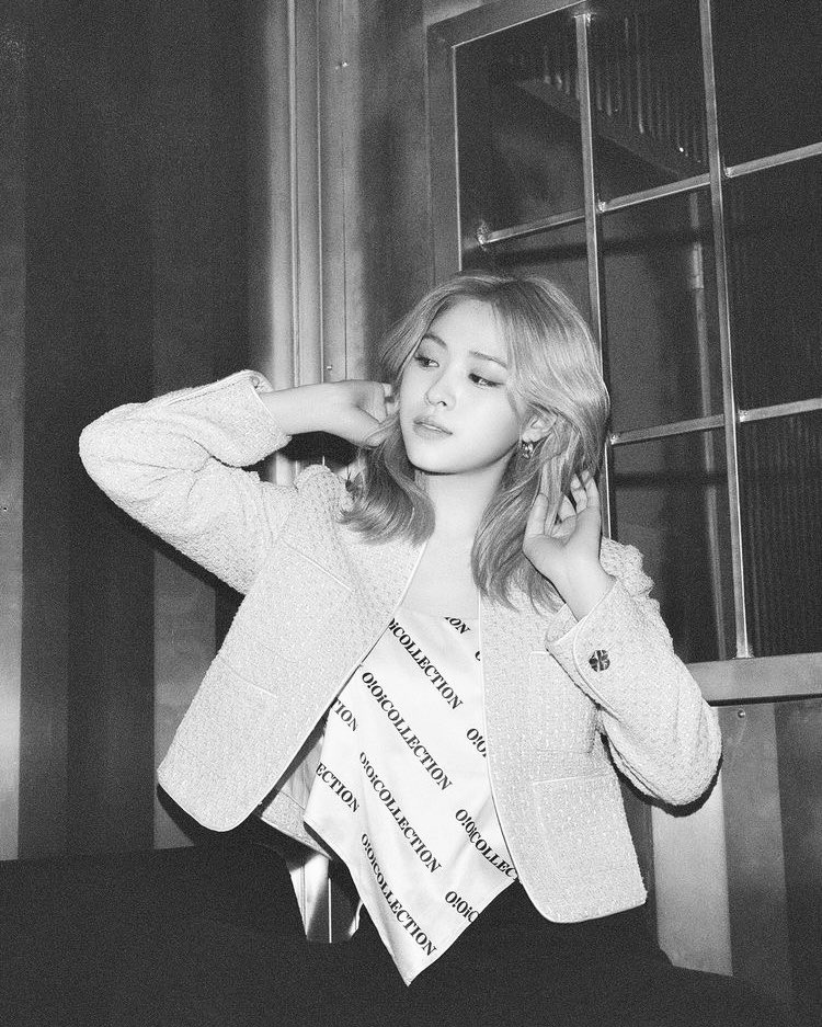 ㅤ

          Athena Maximillian Lopez.

         not new to rp nor a new acc.
         like  and  rt  to  be  mutuals.