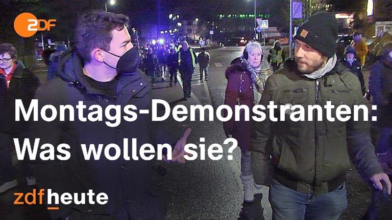 ZDFstuttgart's tweet photo. Brackenheim ist in Ba.-Wü. zum Hotspot für #Proteste gegen die #Corona Maßnahmen geworden. Wer geht da auf die Straße? Und was fordern die Menschen? Für den ZDF-Länderspiegel waren wir mittendrin bei einer Corona-Demo. Die ganze Reportage gibt's hier: https://t.co/Lrgg2gdoVZ https://t.co/UpEmEOV6FQ