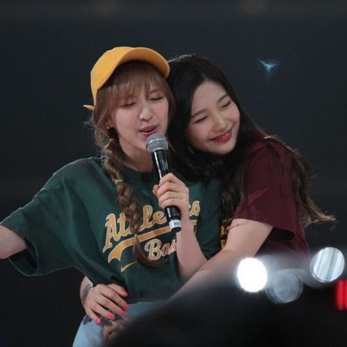 _imyourjoys's tweet photo. Last, I hope that every candle that you blow out today brings you different joys and surprises in life. Once again, may your Birthday be fun filled today! Have a super year ahead, dearest Wannie. 💙💚

#HappyWENDYDAY https://t.co/iSNx5b5szM