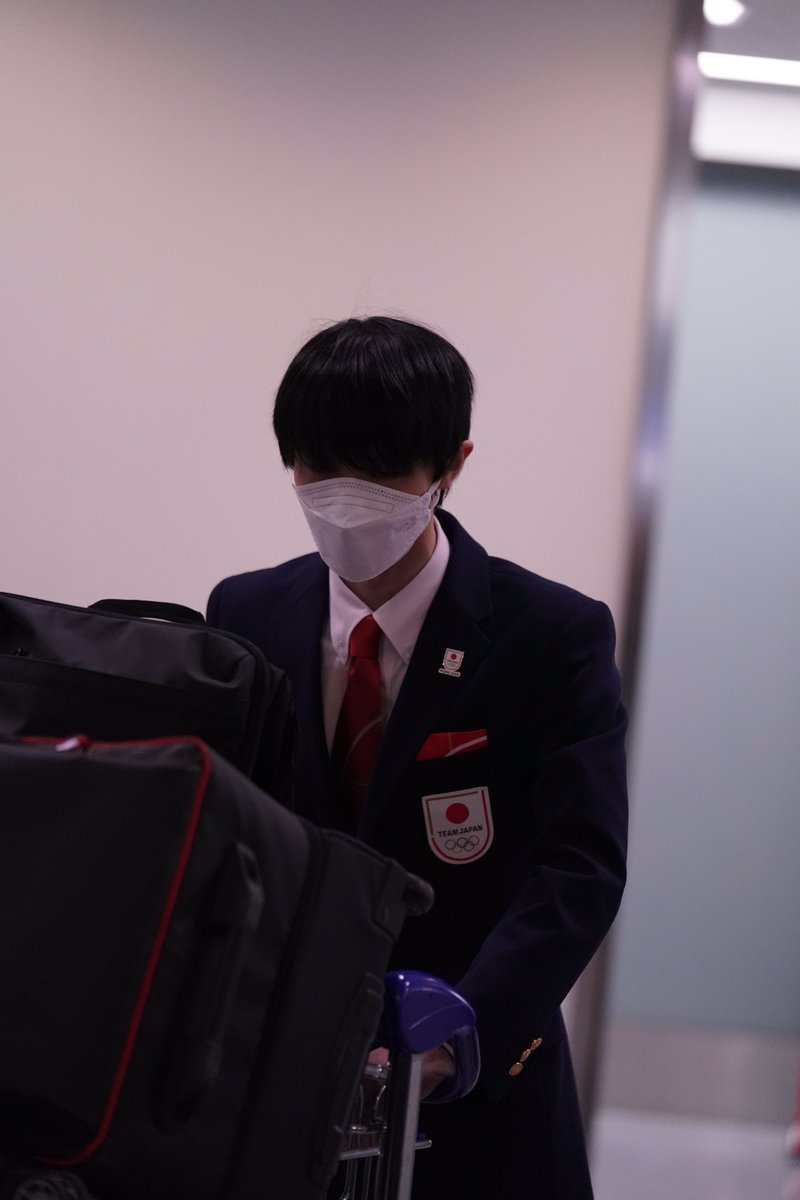 dollhanyu's tweet photo. 羽生くん
ゆっくり休んでね。

連写でわずか1分を
100枚写真撮ってて
びびったよ。
使える写真は8枚くらいでした😅

#羽生結弦 https://t.co/h4OBAmk9Hn