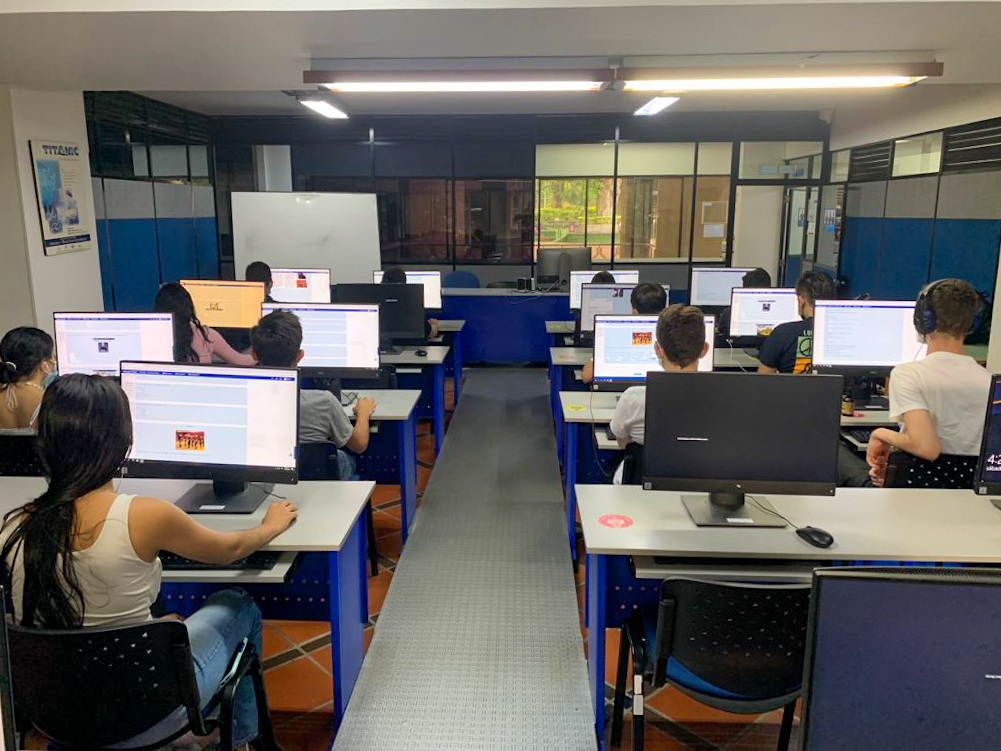 cvirtualbga's tweet photo. El pasado sábado 19 de febrero el Área Tecnológica del #CampusVirtual apoyó las pruebas de suficiencia para #Neotomasinos que realizó el @ilceustabuca 🙋‍♀️👨‍💻✌️ https://t.co/j64A7O66Ob