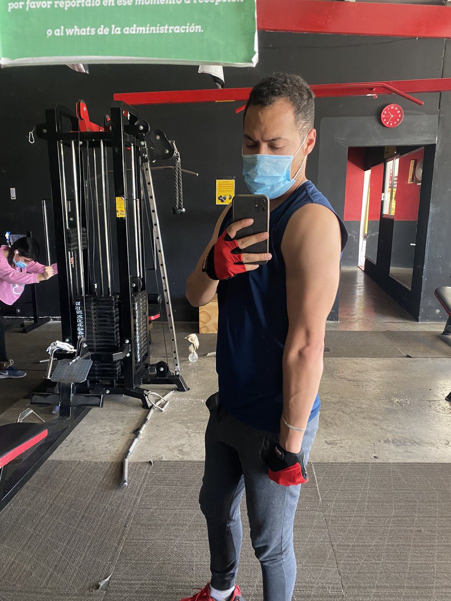 MerRodris's tweet image. Hasta ponernos bien mamados jajajaja