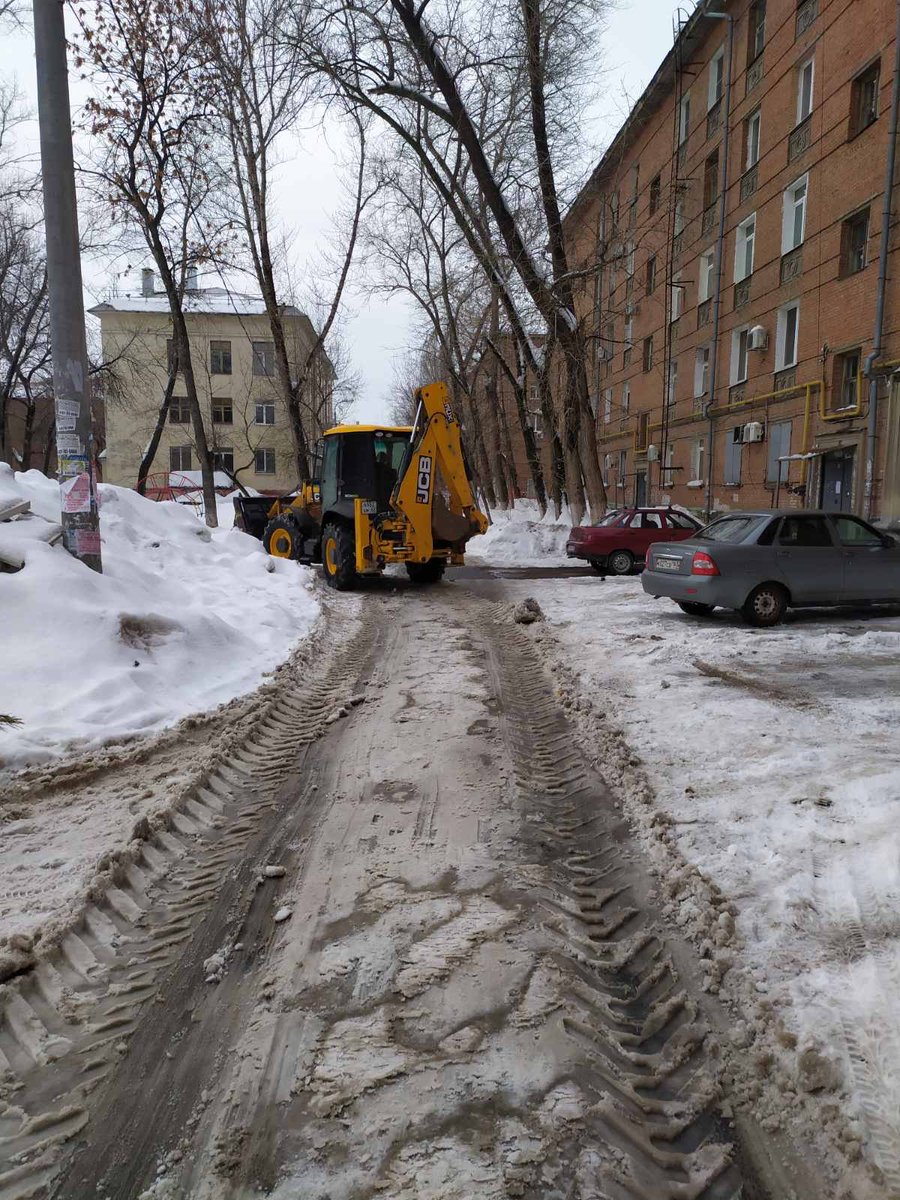 ukoookompas's tweet photo. 21.02.22г. Проводится механизированная уборка снега на прилегающей территории по адресу: ул. Металлургов, 87

@gkh_kir63 @adm_kir63 @Rudakov_i_a https://t.co/aeNjSItOY1