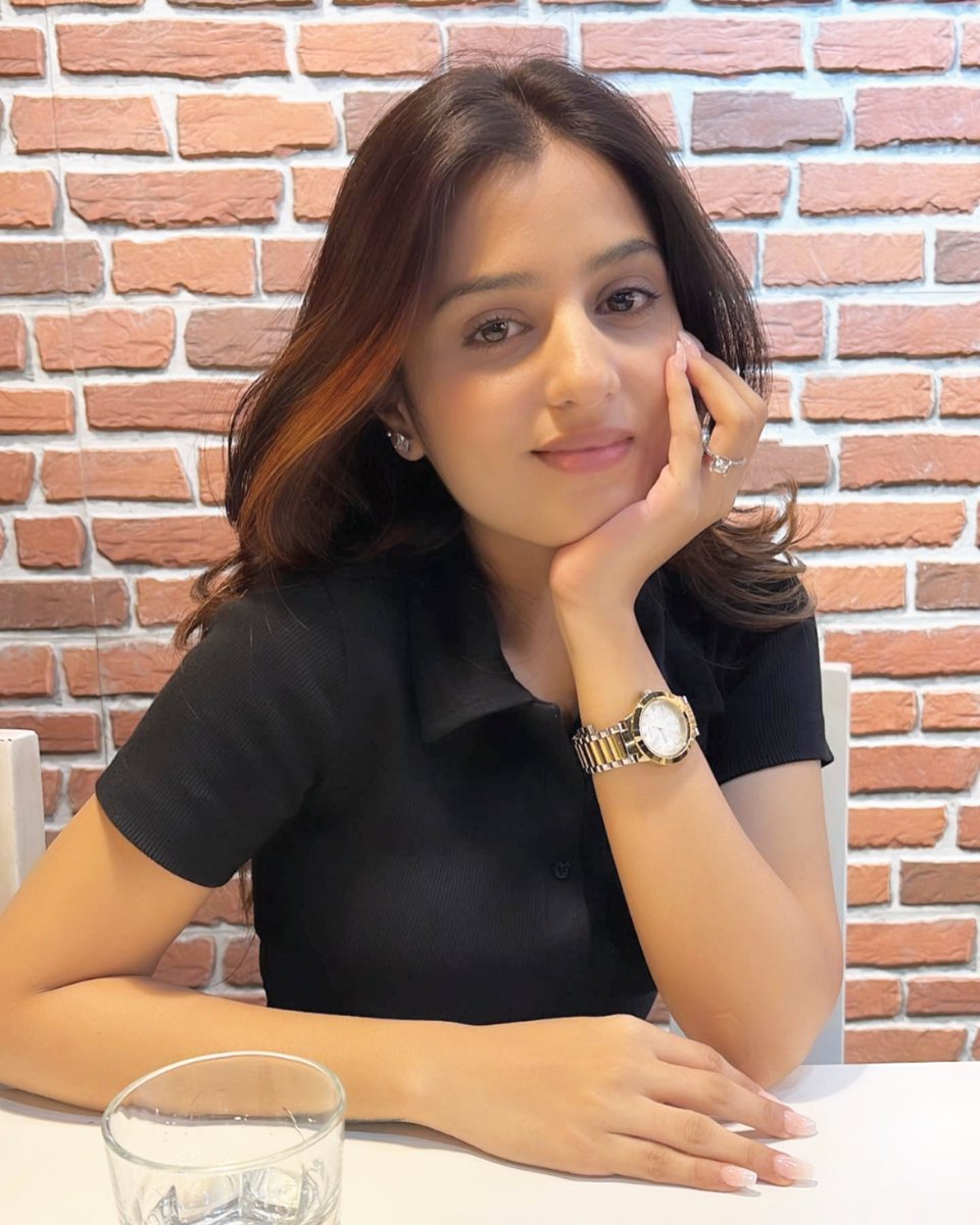 Ishani_tweetz's tweet image. Keep Smiling &amp;amp; Be Beautiful.

#NewProfilePic
#Relax #Timeformyself #Mood