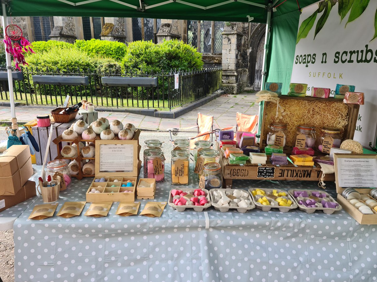 Get involved with Green Sundays in #SudburySuffolk in 2022!

A celebration of sustainablity in the centre of Sudbury - sign up for news or get in touch for a free pitch at one of our events!

sudburytowncouncil.co.uk/eco