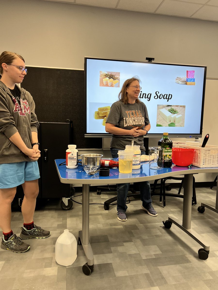 MrsZ_DWES's tweet photo. Starting my day off with learning to make soap with Mrs. Risinger! 🧼 #dinosassemble @DeepWood_RRISD https://t.co/nFHWx4dMcT