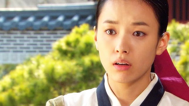 4hansohee's tweet photo. one of the most versatile actresses - there is no genre she can not do and even more, she is unbelievably good at each one of them. so hard-working, passionate and beautiful 🤍

#HappyHyoJooDay
#효주의_앞길은_언제나_해피니스 https://t.co/JbjeguqcLj