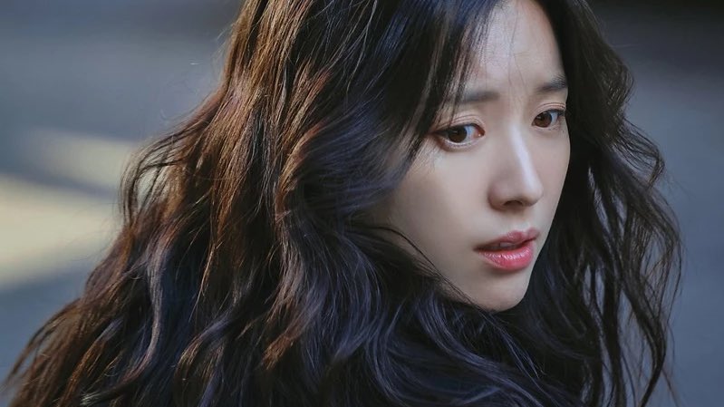 4hansohee's tweet photo. one of the most versatile actresses - there is no genre she can not do and even more, she is unbelievably good at each one of them. so hard-working, passionate and beautiful 🤍

#HappyHyoJooDay
#효주의_앞길은_언제나_해피니스 https://t.co/JbjeguqcLj