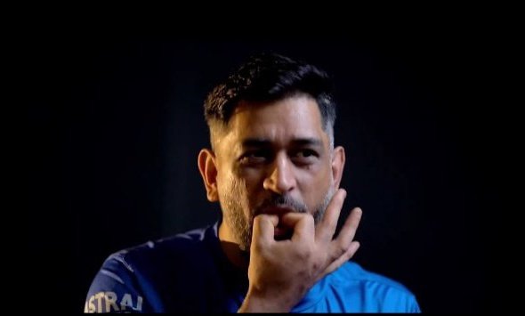 senkimio's tweet photo. My Captain MS Dhoni msdhoni 💛 https://t.co/9u3O2OaAaI