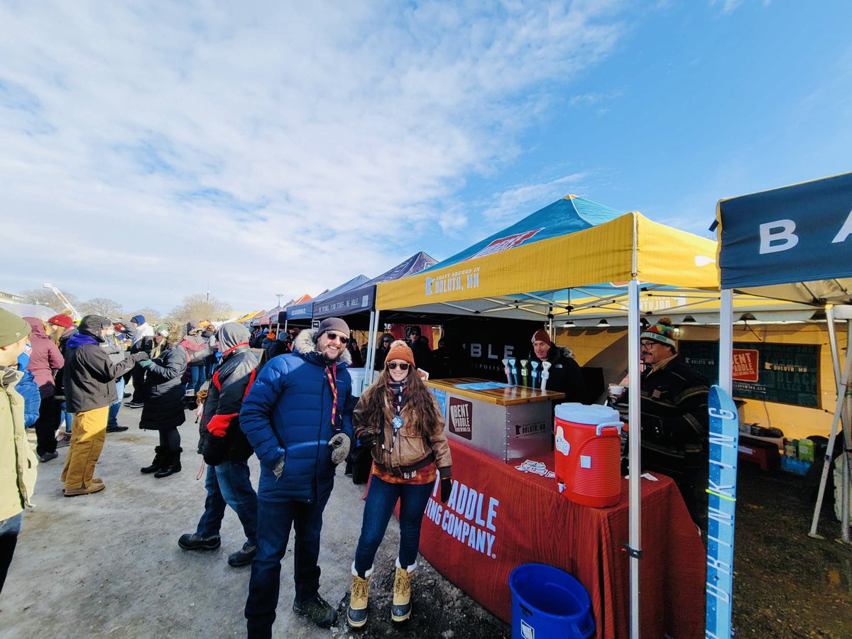 bentpaddlebeer's tweet photo. Blue sky day during Beer Dabbler 🍺🙌 We loved hanging out with you all on Saturday https://t.co/bViME7ZHxO