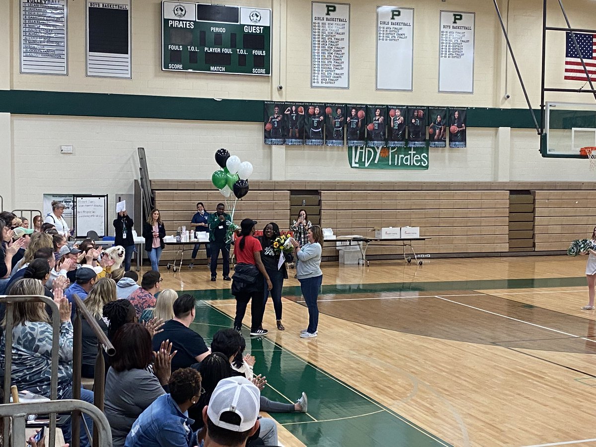 Dr. Ralph H. Poteet High School tweet media