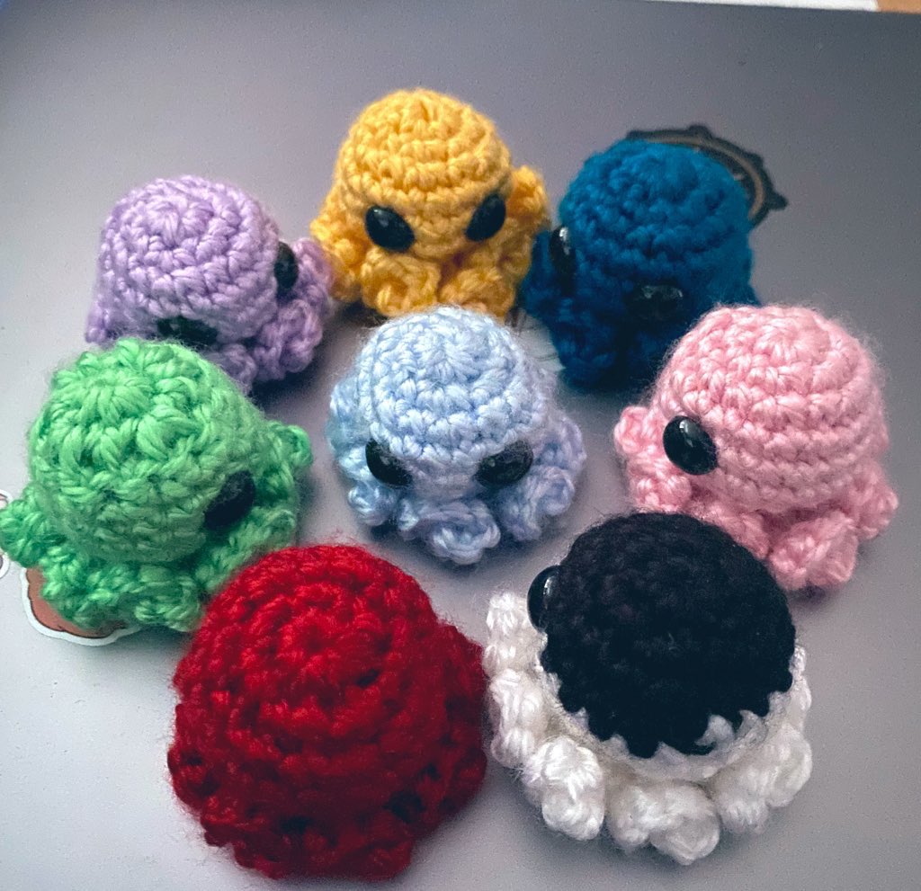 ATINYSimone's tweet photo. So I know we usually refer to Atiny who create fan arts as #Artiny so can the Atiny who do more ateez inspired crafts be #craftiny ?
I makeโd these ๐ฅบ๐๐พ๐๐พ
#ATEEZ #ATINY #์์ดํฐ์ฆ #ARTINY #craftiny #octeez https://t.co/9AhymQQyF4