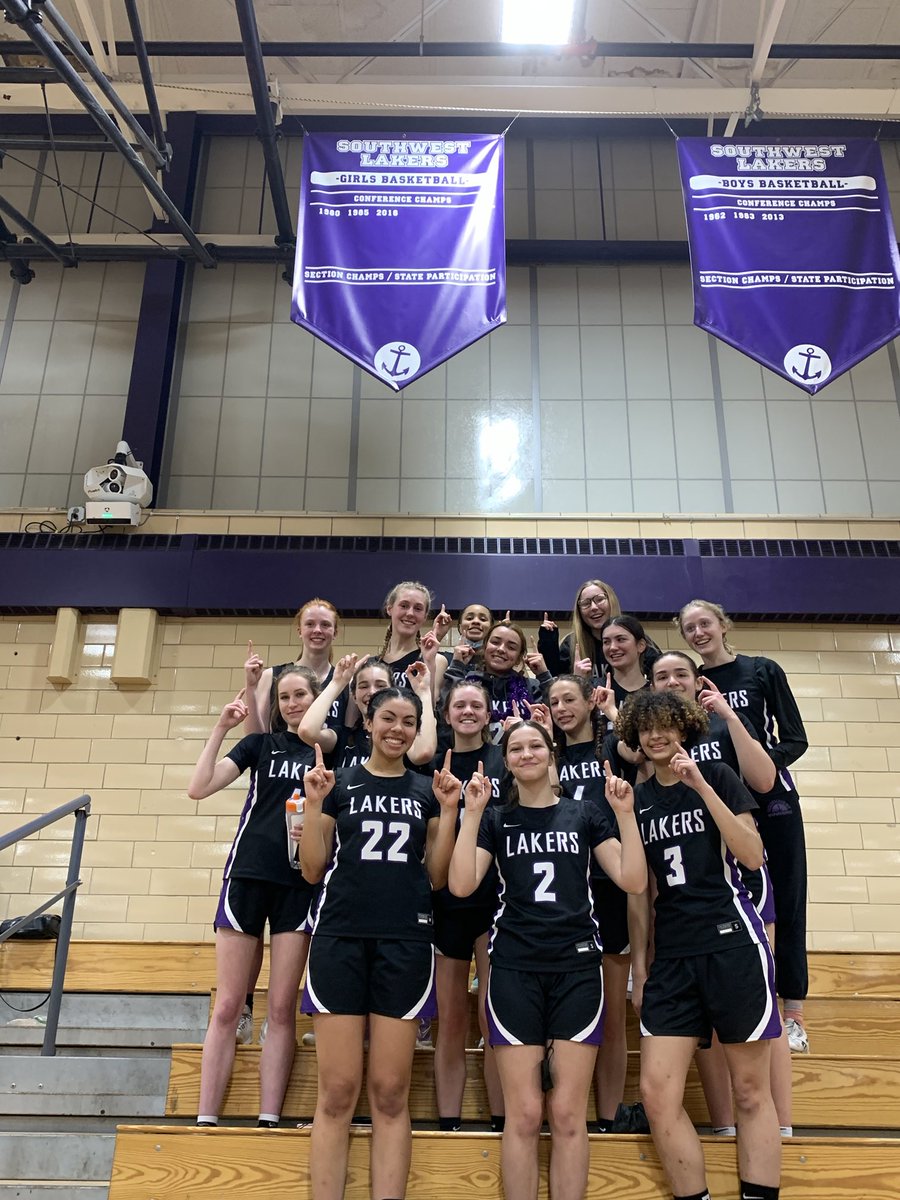 Congrats to the Girls Varsity Basketball team for clinching a share of the City Conference title and winning their 20th game of the season Friday vs. South! Go Lakers! ⚓️🏆🏀