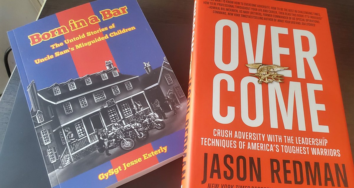 oscarmikeradio's tweet photo. Some good readis on my list. Chris  gave me Overcome and Tom recommended Born in Bar. Great way to enjoy the holiday!

#borninabar 
#overcome
#books
#reading
#military 
#Veterans
#podcast 
#oscarmikeradio https://t.co/hKduteX4qo