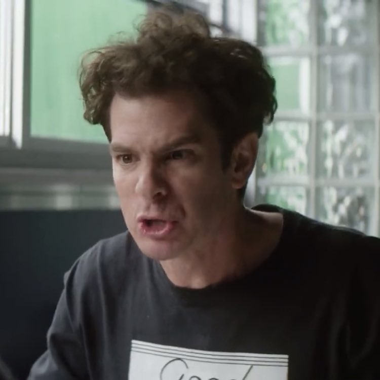 tickboomcomfort's tweet photo. here’s Andrew Garfield pouring a milkshake on himself😂 #ticktickBOOM https://t.co/qAuZhMvnEE
