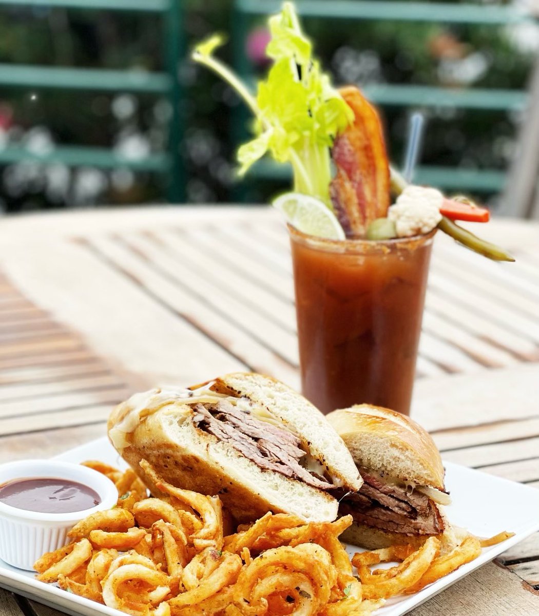 There is such a thing as a perfect morning.😊Have you tried our #TriTipSandwich on a grilled garlic butter sourdough roll have it with a #BloodyMary…and the world is a beautiful place!

#tritip #garlicbread #bakersbacon #longweekend #longweekendvibes #breakfast #brunch #lunch