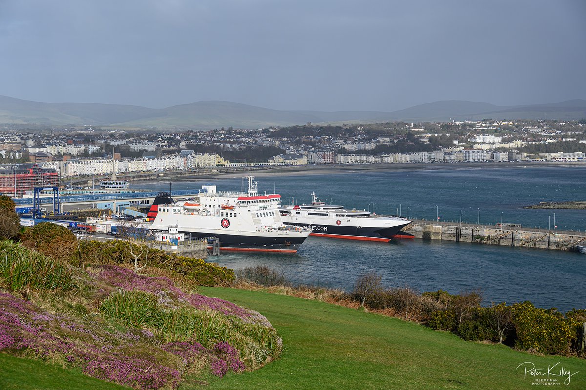 manxscenes's tweet photo. The Ben my Chree slides gracefully out of Douglas Harbour at 10.30 this morning (21/02/22) for the first time for a few days due to storm Dudley, Eunice and Franklin #isleofman #iom #iomsteampacket #manx #benmychree #iomstory #Franklin https://t.co/i2odTLCMop