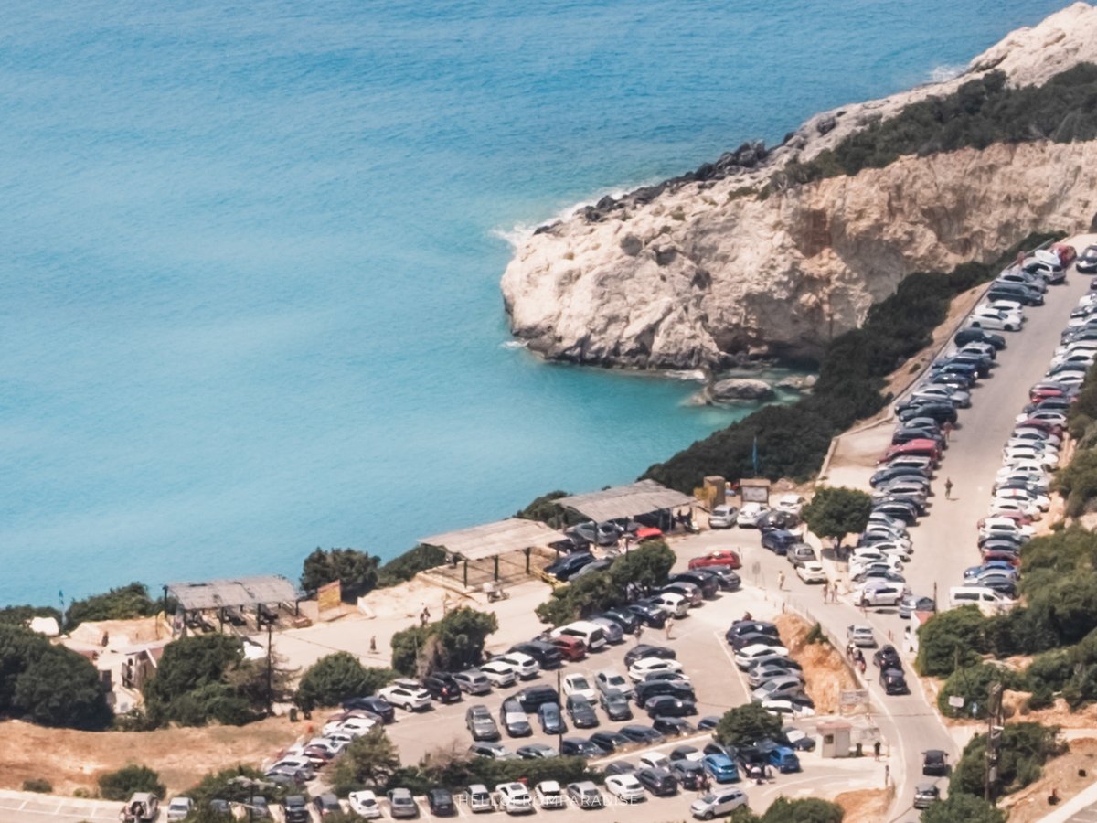LefkadaLastMin's tweet photo. Parking with the best view (Porto Katsiki #Beach, #Lefkada Island, #Greece) https://t.co/DSl5XjXrrr