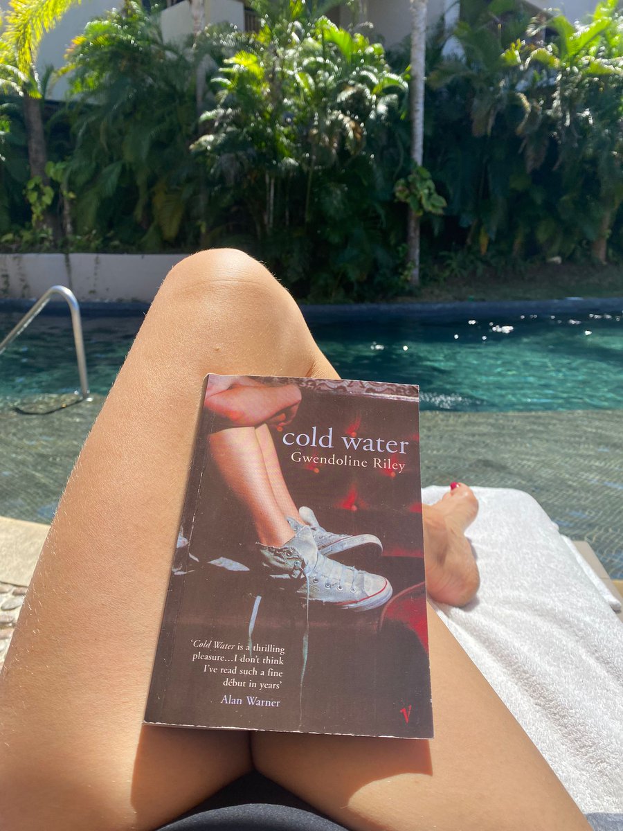sonyawalger's tweet photo. This must be the only cold water for miles. Incredible writer. (And beautiful spot). https://t.co/wGc2ae5BZf
