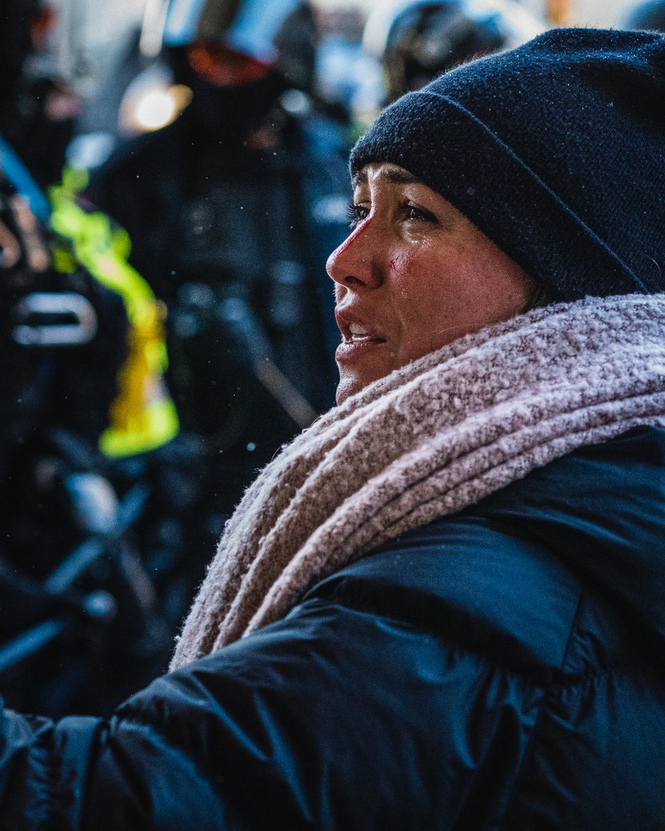 rupasubramanya's tweet photo. With his permission, sharing some powerful images captured by @just_dan_thingz from this past weekend as the cops cleared out the protesters. https://t.co/UwiwuRL2Wf