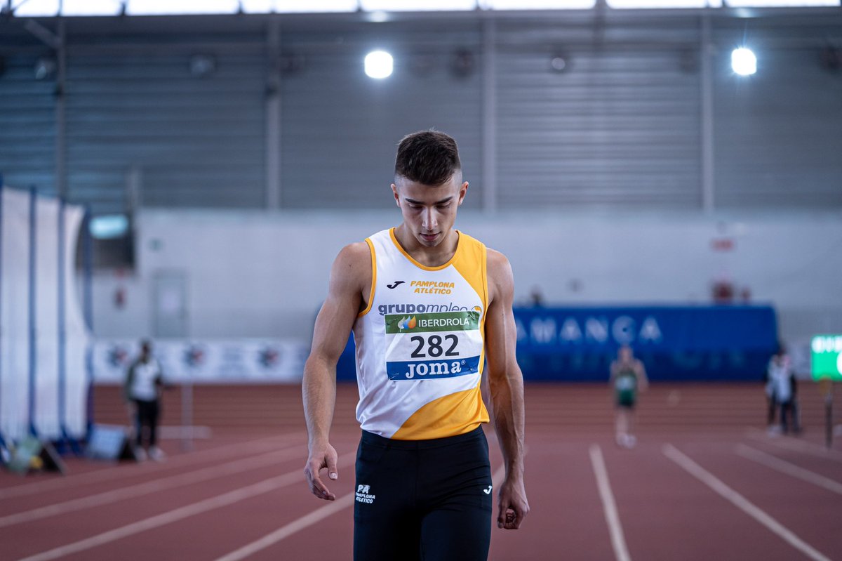 02tcardenas's tweet photo. Finalmente fue un 10º puesto en el Cto de 🇪🇸 Sub23, nos quedamos a las puertas de entrar a la final. Sin embargo, muy contento por la condición en la que llegamos y con las sensaciones que conseguimos, todo llegará 🐗⚡️
@FBeoringyan 💥
@PamplonaAt 🟡
#CESub23PC https://t.co/q8mzUhAr8P