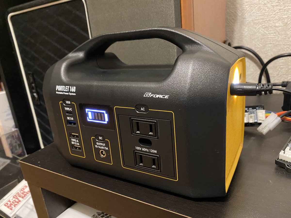 hidehid88155114's tweet photo. G-FORSE PORTLET 160
買っちまったじゃねぇかよ。
こりゃかなりコンパクト😧
ライトも点灯強弱、フラッシュもあったりコスパよろしいバリューな製品。
災害来るなら来やがれ(来るな)
長時間の野良ラジ撮影、来るなら来やがれ😤
#PORTLET160
#ジーフォース
#gforse
#野良ラジ https://t.co/XbbQiFI9F2