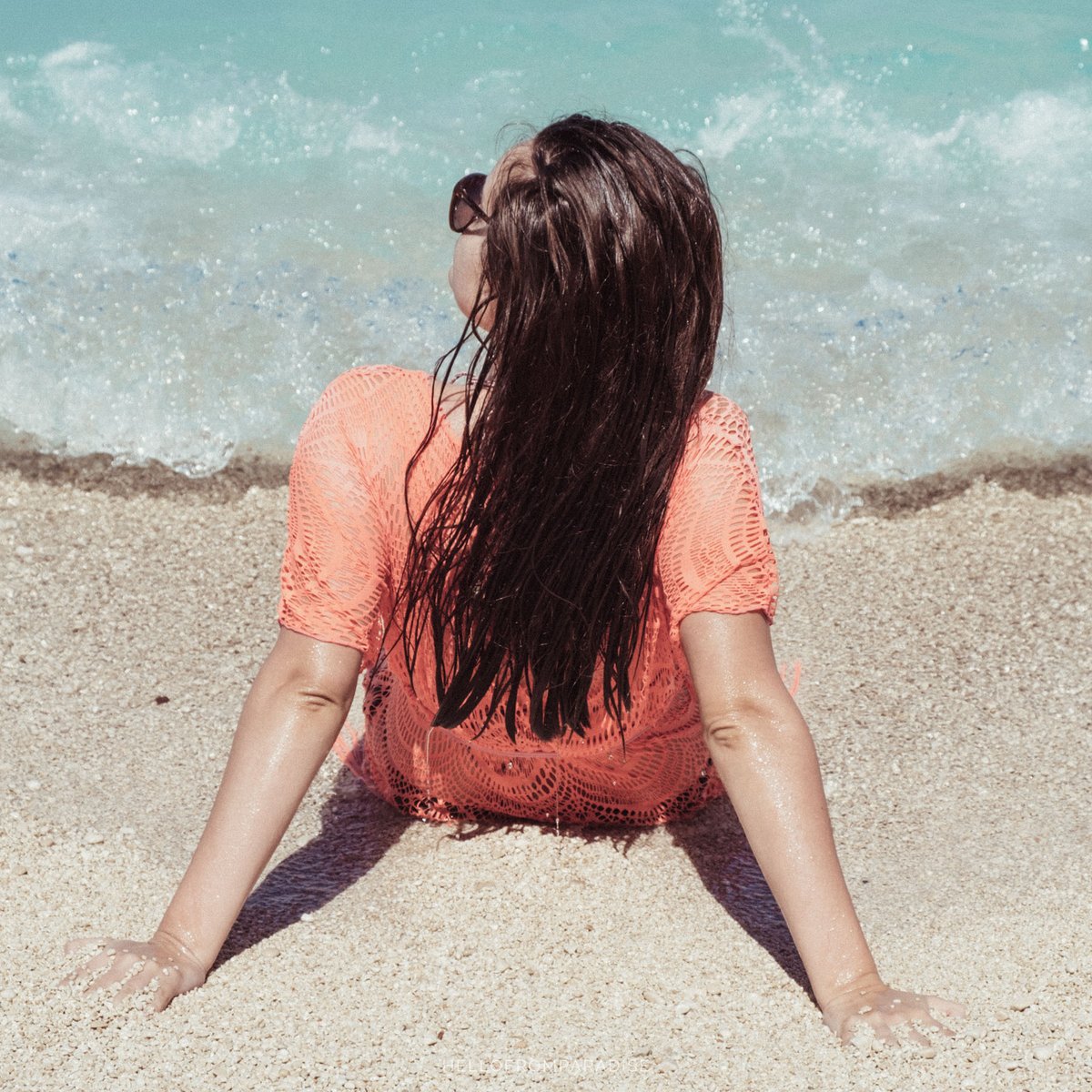 LefkadaParadise's tweet photo. Still, 2 of my favourite photos of all time 

#greece #photoshoot #beach https://t.co/lFoMr1DG7S