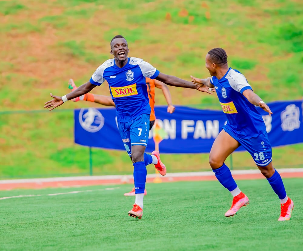 rayon_sports's tweet image. YESSSSS!

FT BUGESERA FC 0-1 RAYONSPORTS FC

#Gikundiro | #OneTeamOneDream