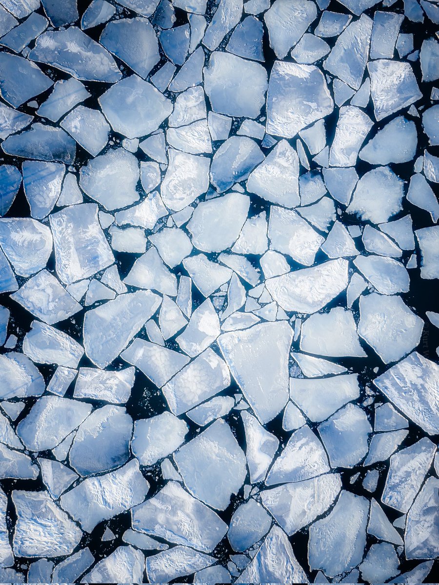 KurtWang_eth's tweet photo. Gm frens and photographers!

Let's share some abstract photos.

#abstractart #photography https://t.co/4r1C9i7uXF