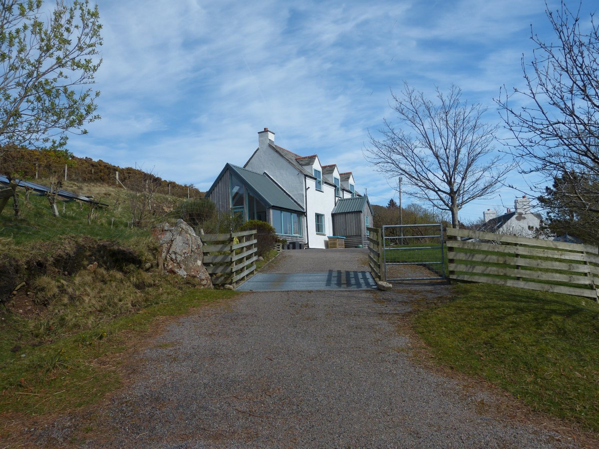 aroundaboutbrit's tweet photo. Set in a breathtaking location, overlooking the stunning Summer Isles on Scotlandโs north west coast, Summer Isles Croft is the perfect base for an active or relaxing holiday.
https://t.co/A3M975108l
#Holiday #Family #Scenicviews #Rural #Coast #Polbain #Achiltibuie #WesterRoss https://t.co/JGPhaiPJzT