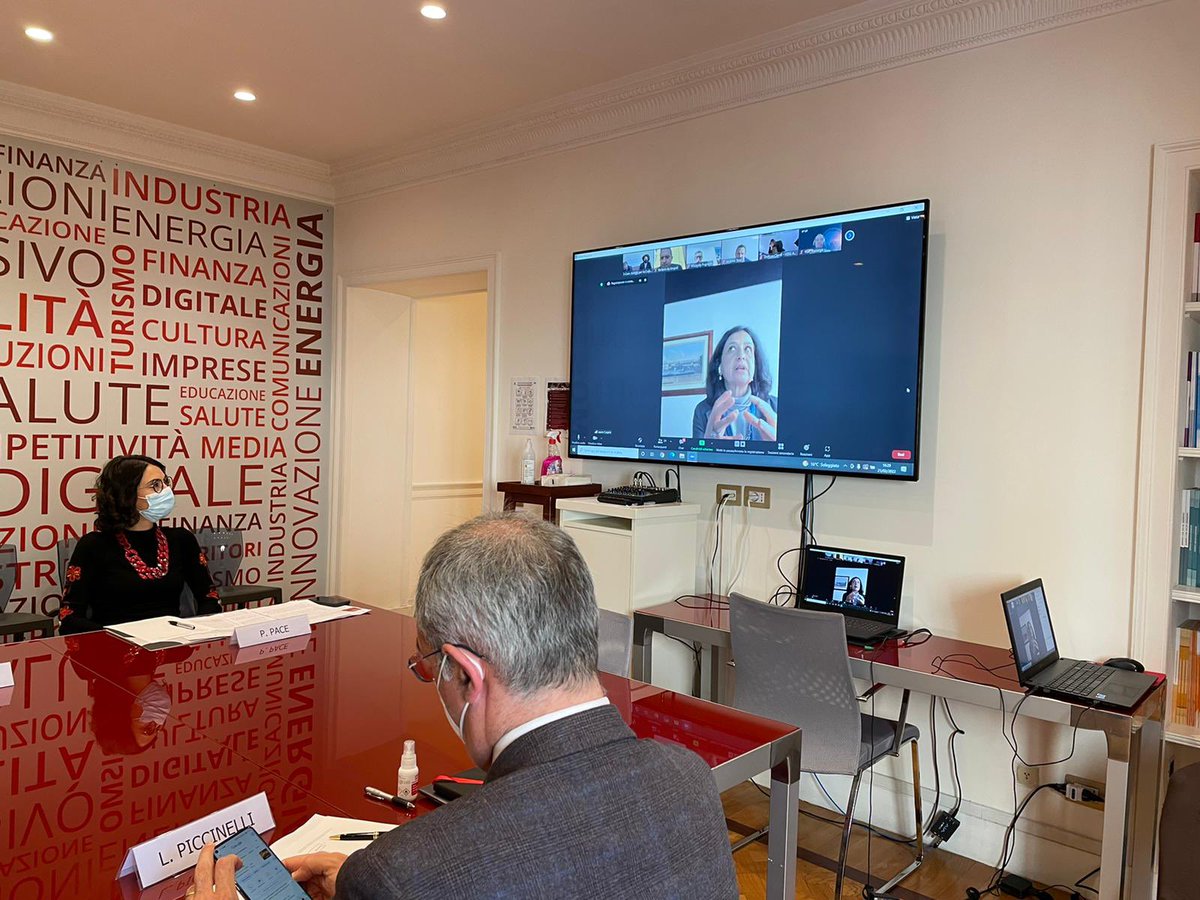 💻 La transizione #digitale europea 🇪🇺 alla sfida della #cybersicurezza 🔒. 

Ne parliamo con <a href="/LorenaBoix/">Lorena Boix Alonso</a>, <a href="/LauraCarpini/">Laura Carpini</a>, <a href="/NunziaCiardi/">Nunzia ciardi</a> e numerosi altri ospiti durante la tavola rotonda organizzata da <a href="/europainitalia/">UE in Italia</a> e I-Com👇