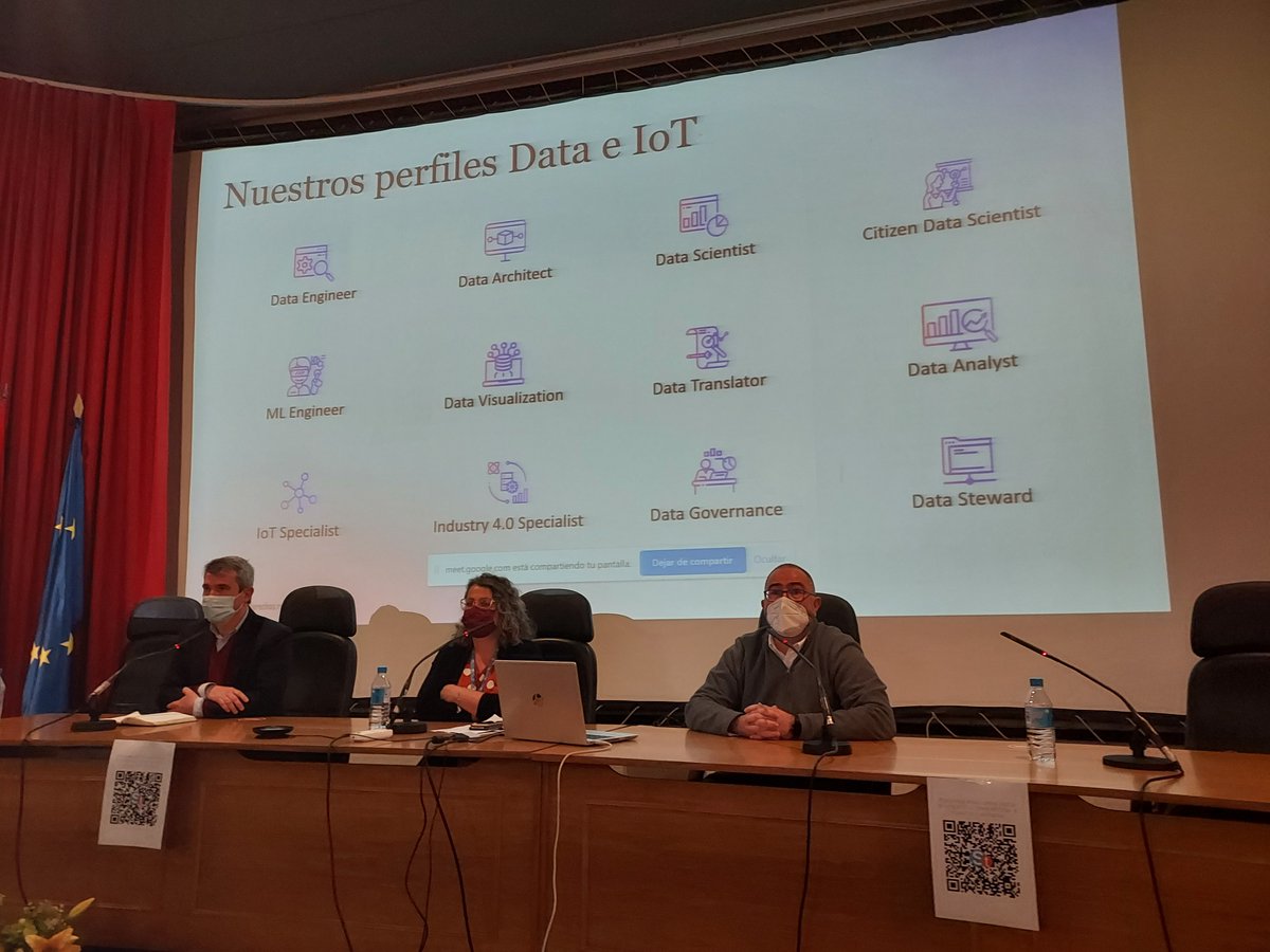 Esta mañana, Francisco Álvarez (<a href="/gestamp_es/">Gestamp</a>), Isabel Fonseca (<a href="/Tecnicas_reun/">Técnicas Reunidas</a>) y Adolfo Menéndez (<a href="/Repsol/">repsol</a>) participaron en la charla de #IndesIA en <a href="/satelec_etsit/">Satelec 2025</a>, donde hablaron de los 12 perfiles que demandarán las empresas los próximos años, enfocados en #IA, #datos e #IoT 👩🏻‍💻👨🏻‍💻