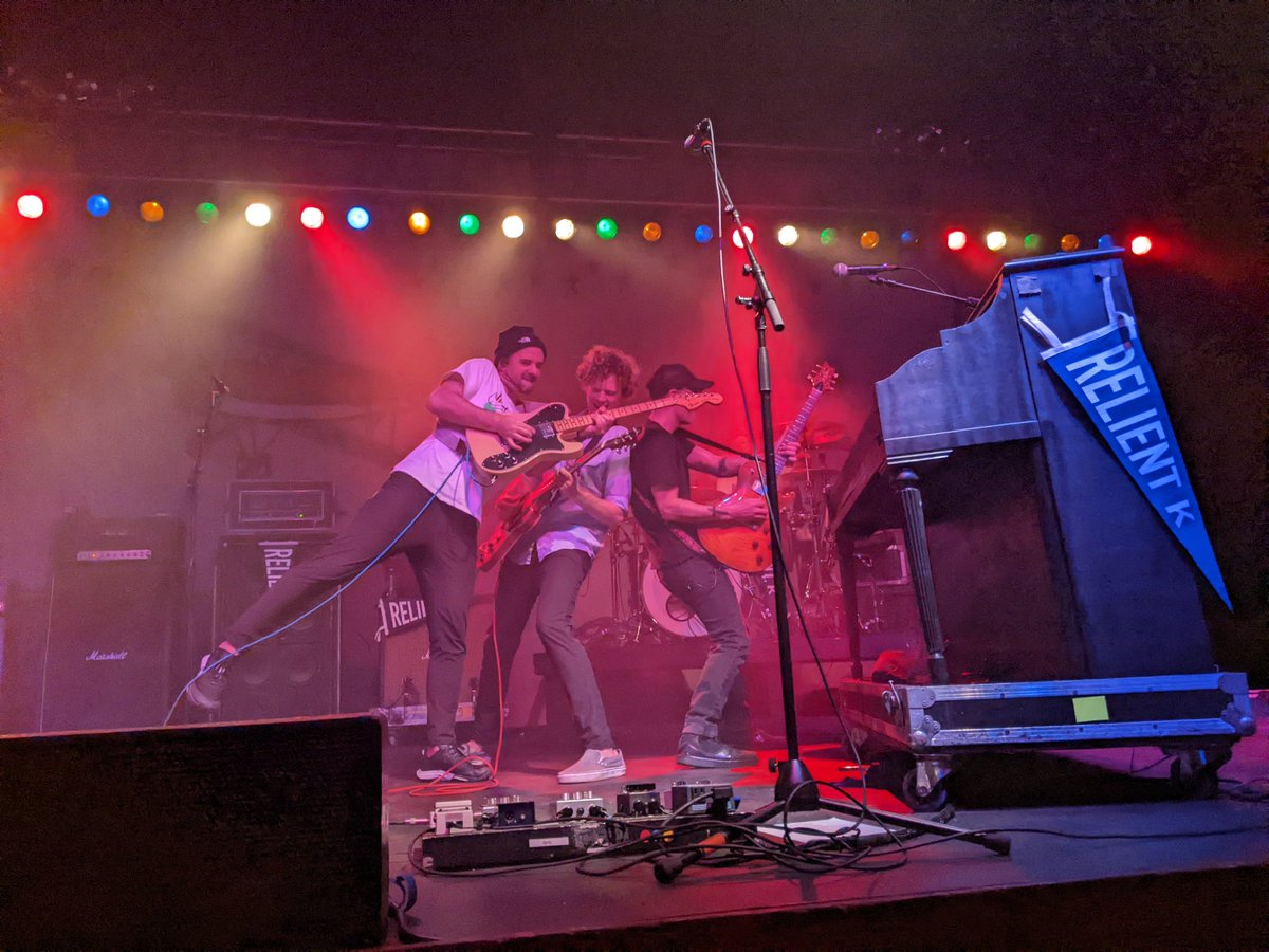 NightMattHoopes's tweet photo. this lil moment was definitely one of my favorites from tour (so far)! https://t.co/FmyfxUEaWy