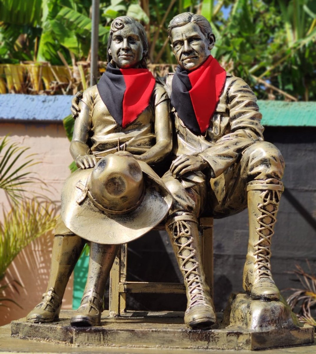 CamilaPlomo's tweet image. &quot;El amor a mi patria lo he puesto sobre todo l os amores y tu debes convencerte que para ser feliz conmigo, es menester que el sol de la libertad brille en nuestras frentes.&quot; 🇳🇮♥️🖤
-Augusto C. Sandino - 

#UnidosEnVictorias
#SandinoSiempreMasAlla