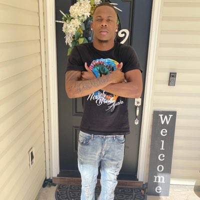 YouKnowTez12's tweet photo. #NewProfilePic https://t.co/QAXxTjLSHY