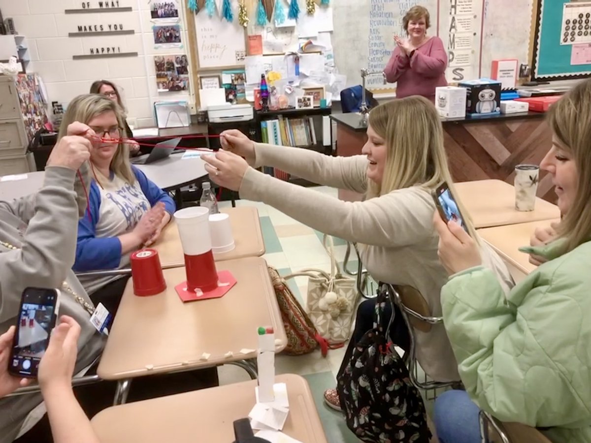 Mrs. Willut tweet media