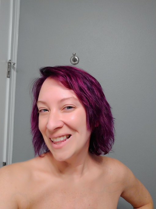 Why can't my purple be this awesome all of the time?! #milfstella #milf #milfsquad #milflife #mature