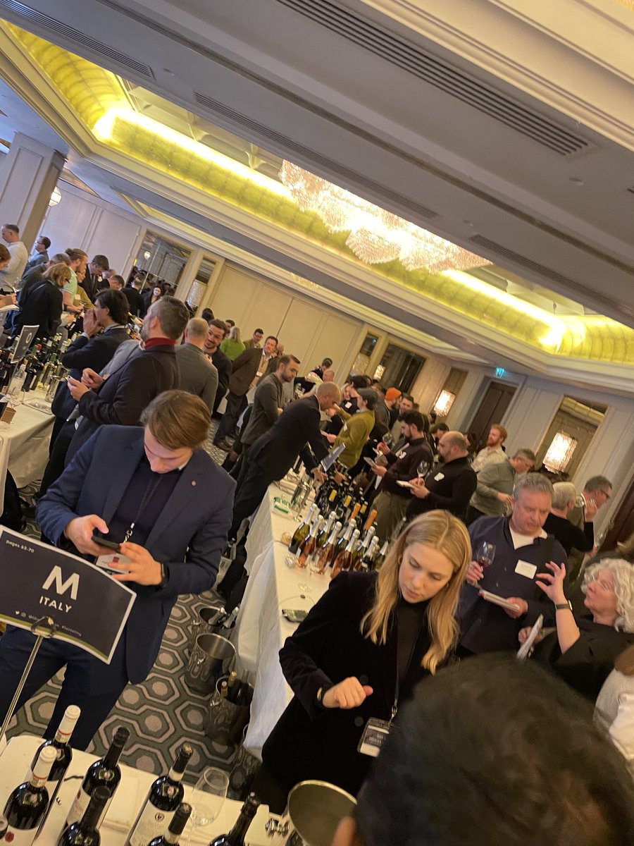 A super generous exciting day back tasting wines meeting old friends and scheming wine dinners for ⁦@CorkPrinces⁩ . Thankyou ⁦@libertyireland⁩ ⁦@mgatesliberty⁩ ⁦@WestburyDublin⁩