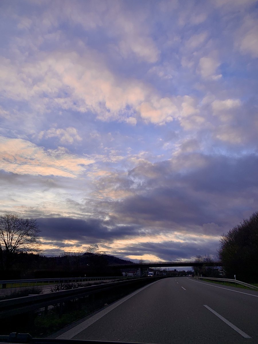 FunnyAnie's tweet photo. #DrivingHome on a stormy evening🚗 The wild clouds and wind are my companions 🌬#Winterstorm #Evening #WildClouds #Wind #Storm https://t.co/kIuSylOnzr