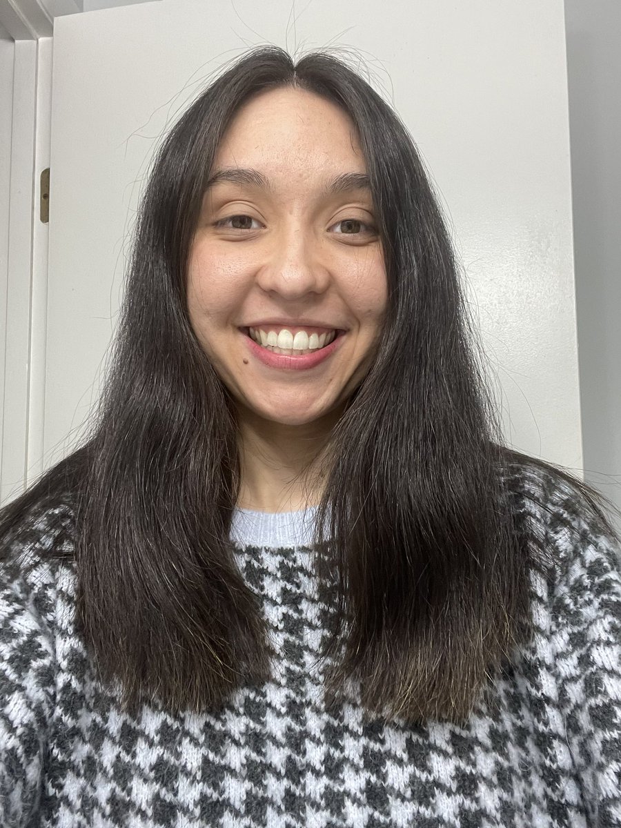 MekaZeth's tweet image. I chopped off my hair lol. 
It’s terrible but I had the urge lol. 
Before                            After