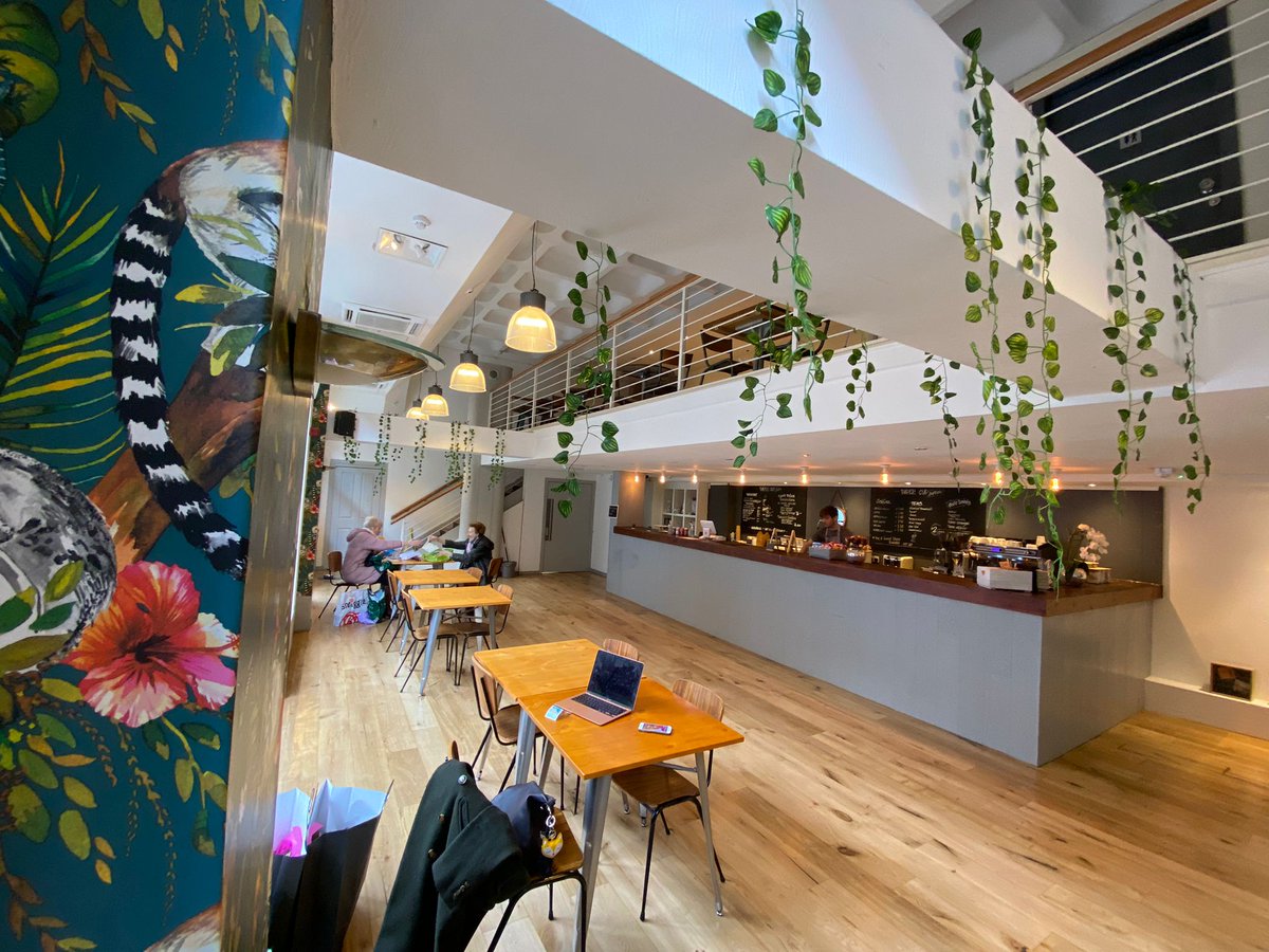 TheGuideLpool's tweet photo. Papercup Coffee Shop in Queen Square is NOW OPEN 🥳 

The perfect spot for a catch up, a brew, breakfast, or delicious slice of cake 😍 

Follow @PCPCoffee https://t.co/kPdJeycRXi