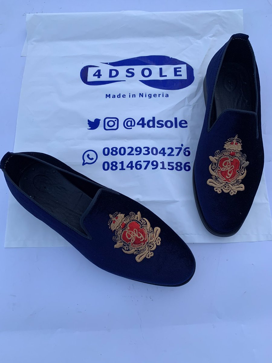 4dsole's tweet photo. @_theladymo For your made in Nigeria shoes and slides https://t.co/Af7UqQ2801