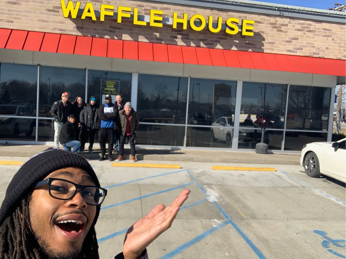 We had some Waffle House action on the road back from Indianapolis.🧇🥓

(Tony wasn’t impressed - lol)